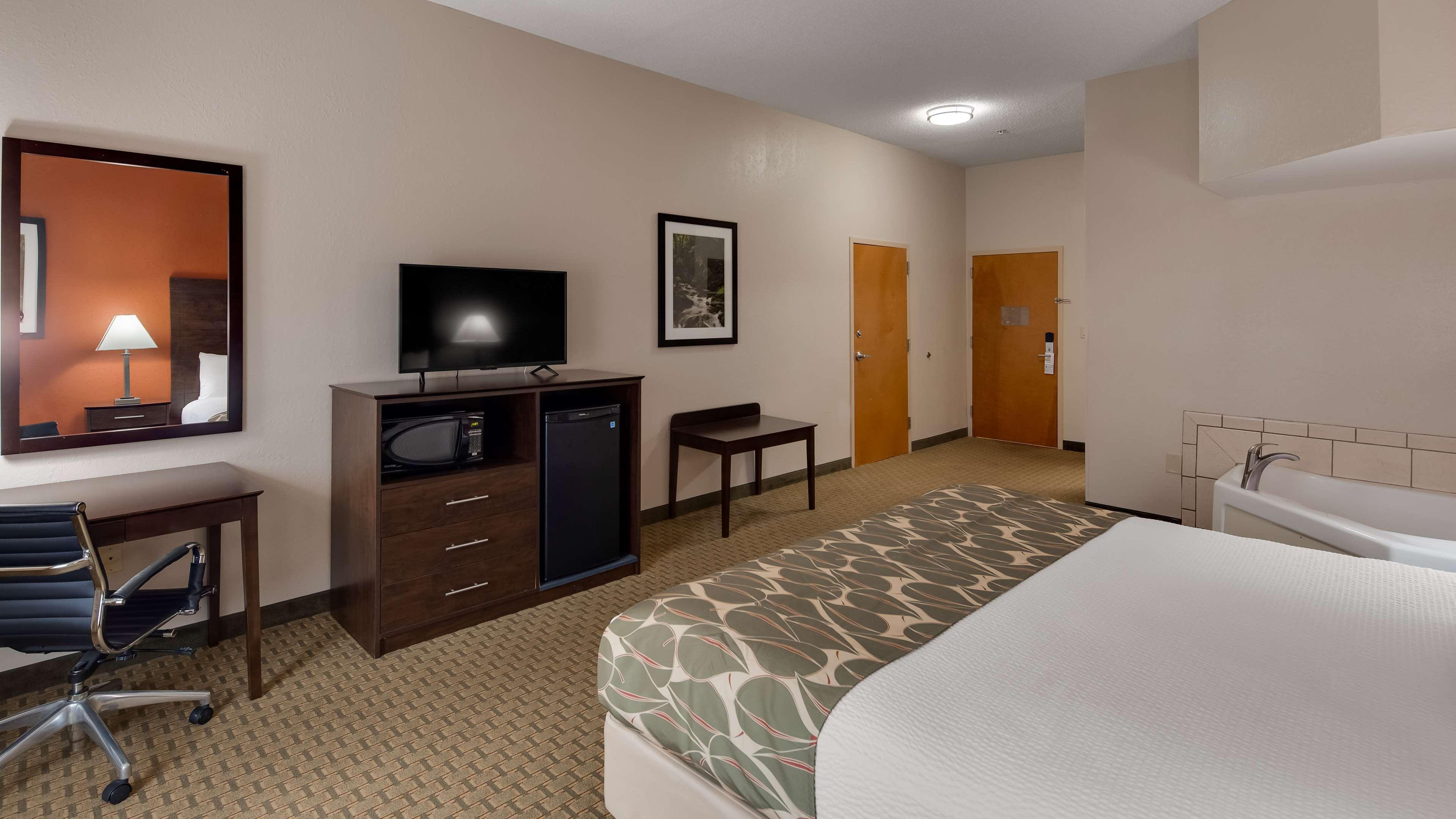 Best Western Executive Inn - Latta Berrys Crossroads Exterior foto