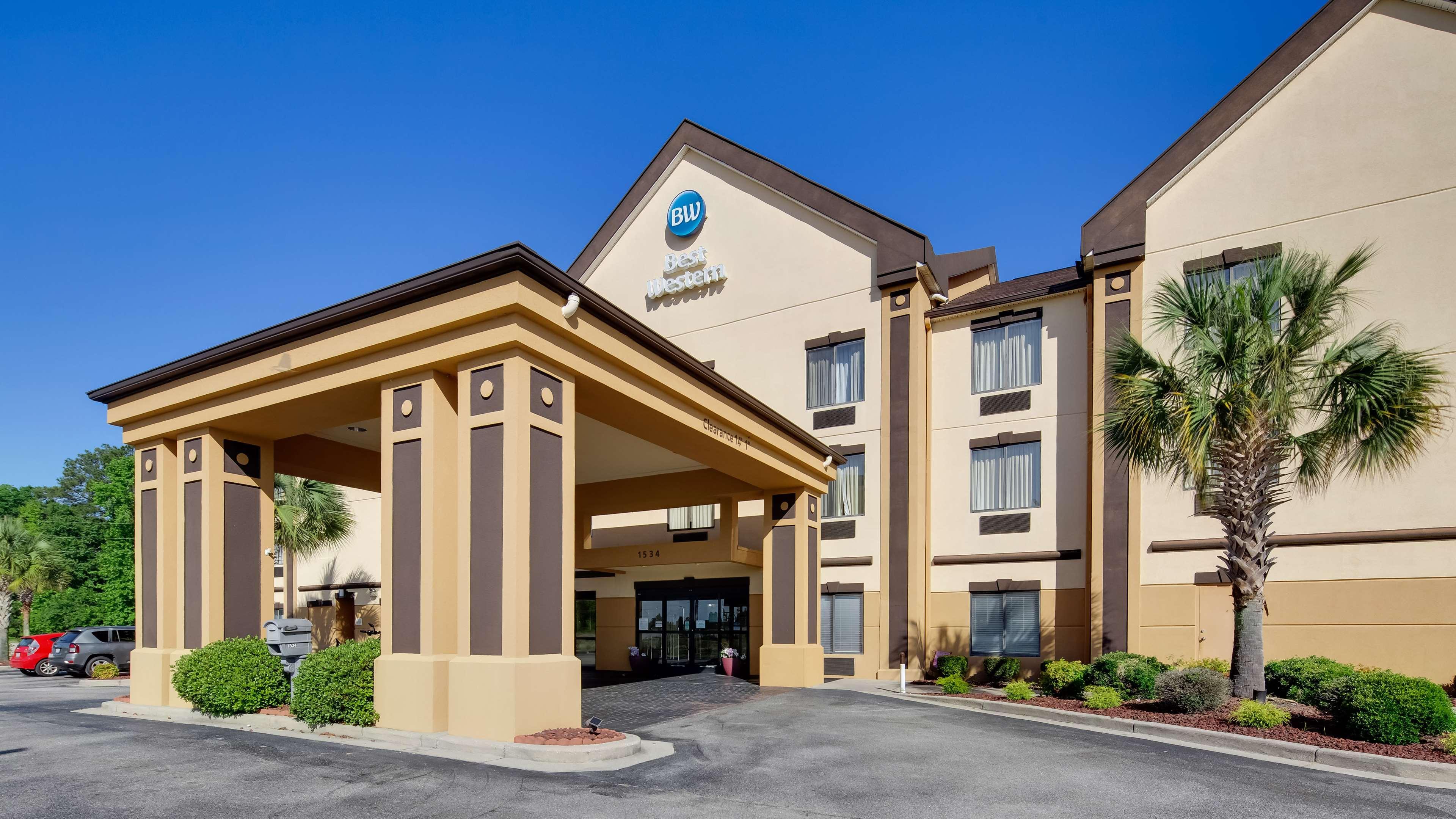 Best Western Executive Inn - Latta Berrys Crossroads Exterior foto